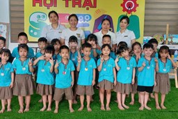 Tổ chức chuyên đề phát triển chương trình giáo dục nhà trường đi sâu lĩnh vực giáo dục Phát triển nhận thức cho trẻ năm học 2025-2026